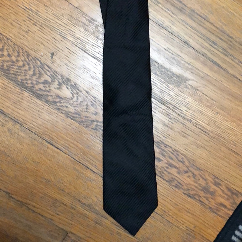 David Donahue tie